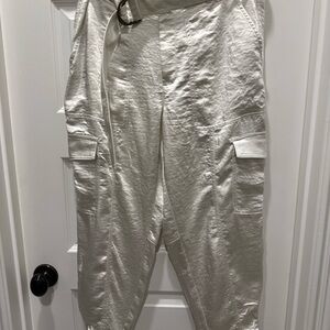 Banana Republic White Cargo Jogger Pants with Belt